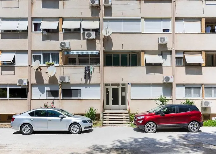 Lejlighed Dorna Near Center And Bacvice *